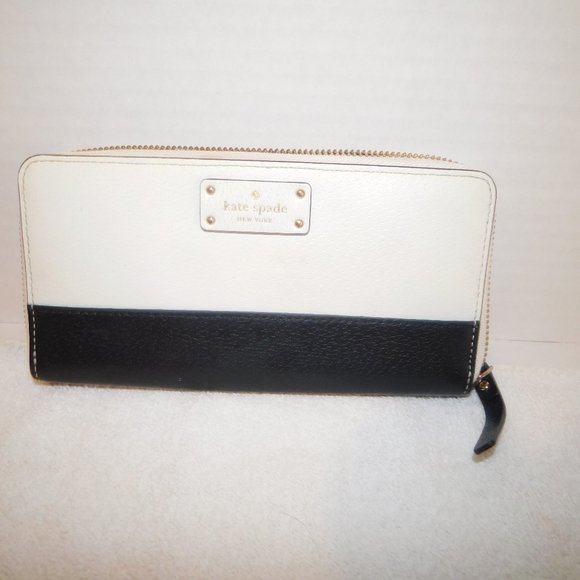 kate spade Handbags - Kate Spade black and white long wallet